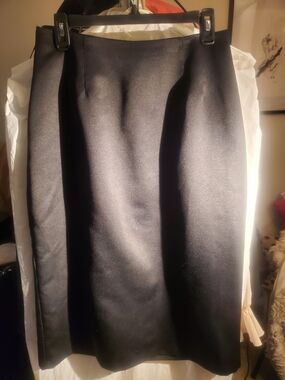 Ellen-d Kollection Vintage Black Pencil Sleek Skirt
